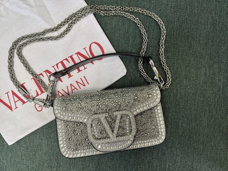 Va1e*ntin0 satchel bag